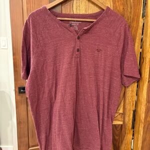 American Eagle Outfitters Men's Maroon Henley Tee